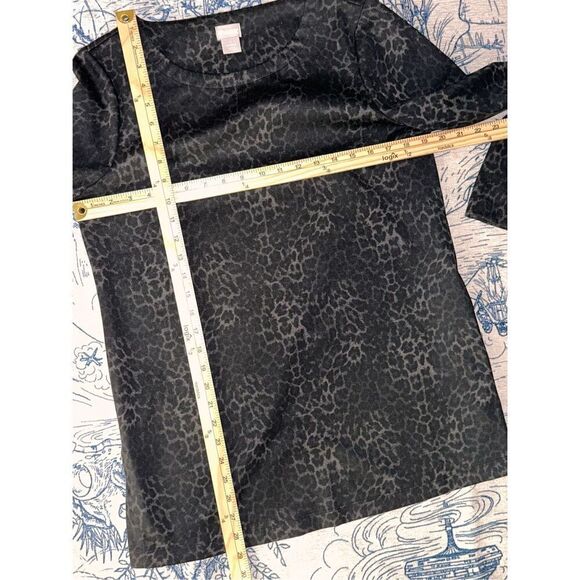 Great CONDITION STUNNING Chico’s Womens animal print tunic NWOT black Size 1 (US - Picture 10 of 11